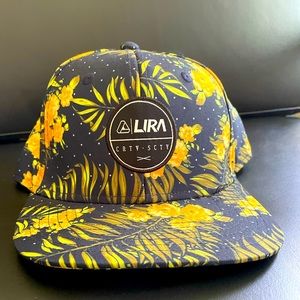 Lira flower hat